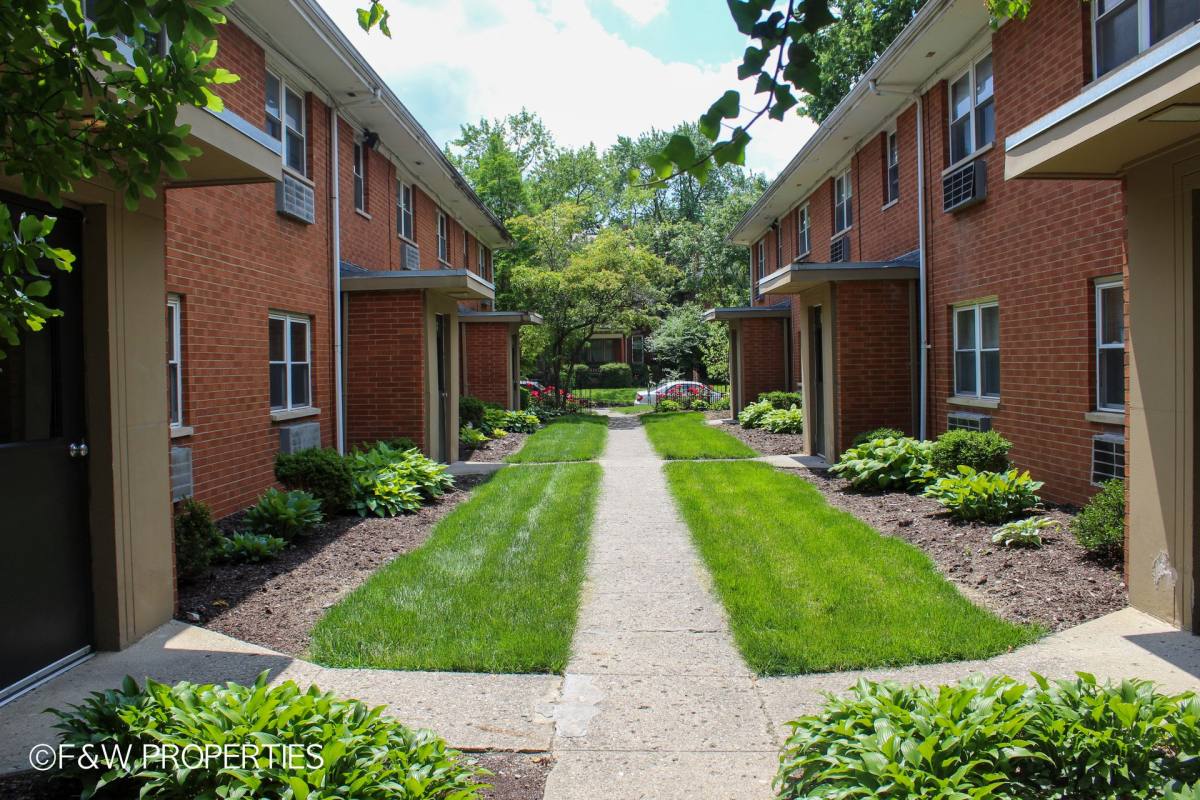 Apartment for rent at 1000 & 1002 Bryden Rd, Columbus, OH 43205