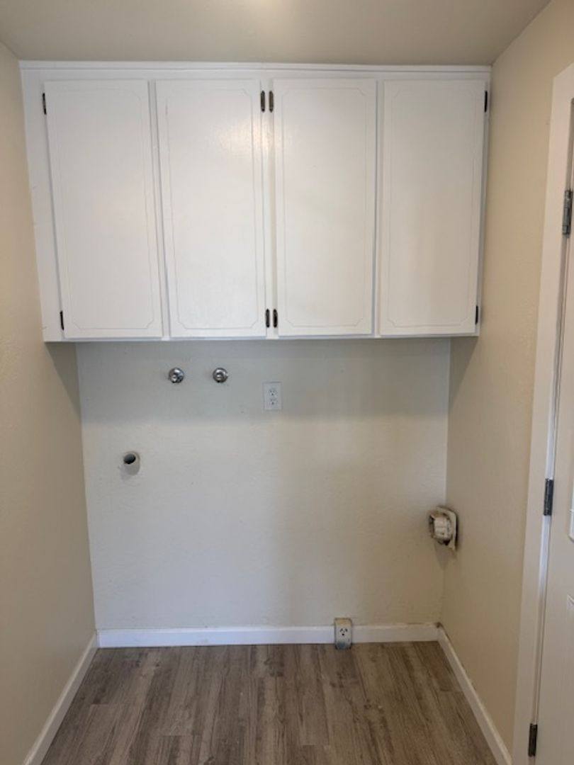 Apartment for rent at 3007-3009 Juanipero Way, Medford, OR 97504