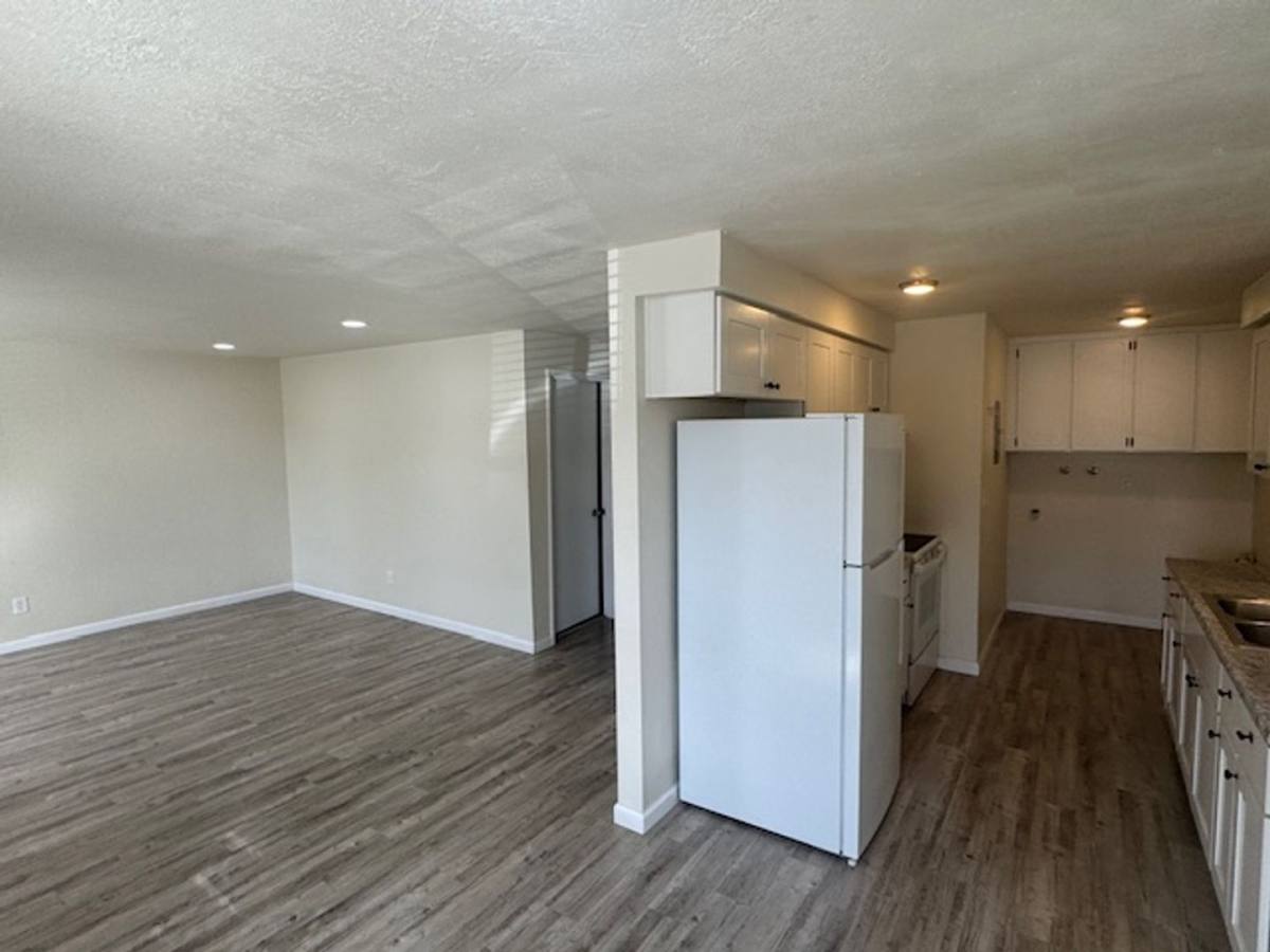 Apartment for rent at 3007-3009 Juanipero Way, Medford, OR 97504