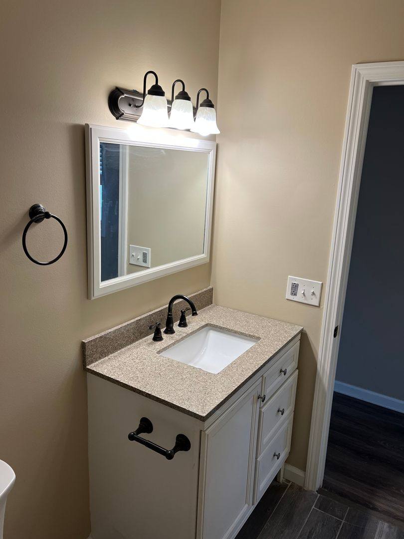 Apartment for rent at 1006 Lake Ave, Rochester, NY 14613
