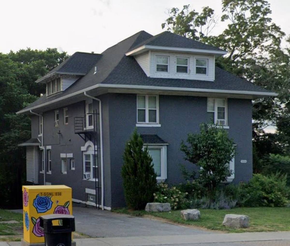 Apartment for rent at 1006 Lake Ave, Rochester, NY 14613