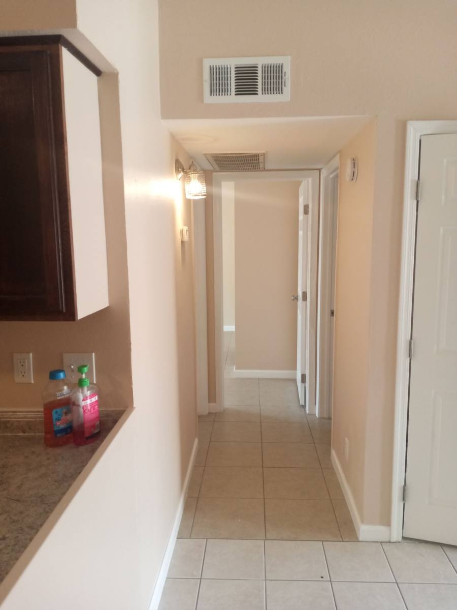 Apartment for rent at 945 E Roma Ave, Phoenix, AZ 85014