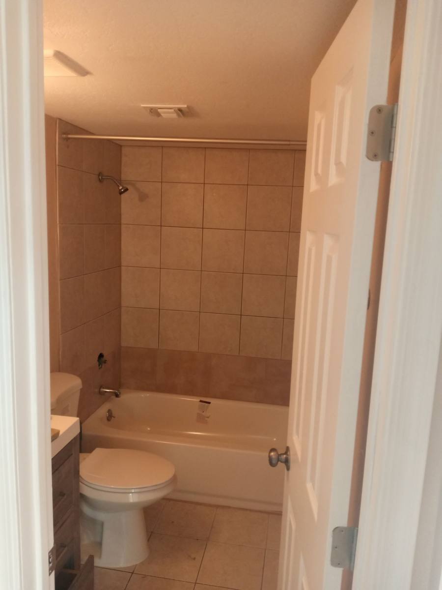 Apartment for rent at 945 E Roma Ave, Phoenix, AZ 85014