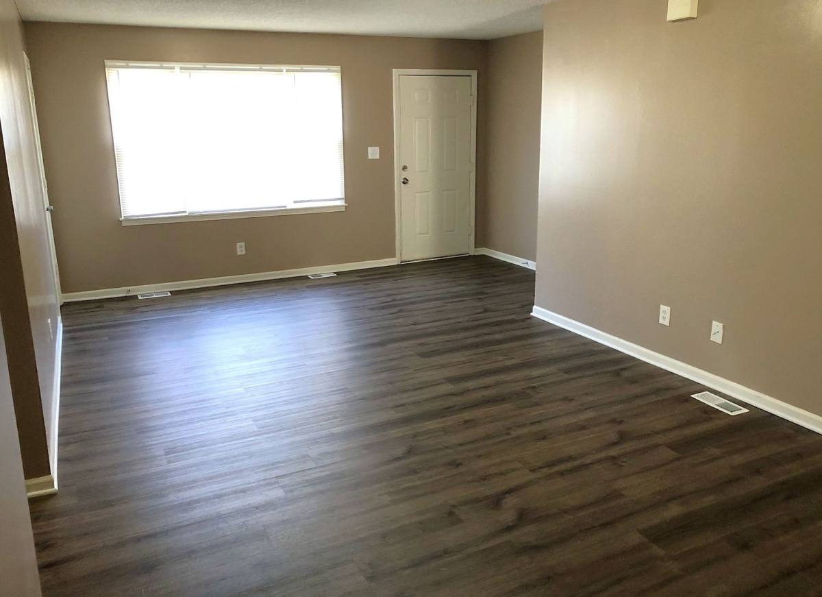 Apartment for rent at 1420 Choctaw St, Leavenworth, KS 66048