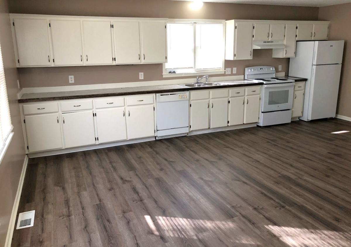 Apartment for rent at 1420 Choctaw St, Leavenworth, KS 66048