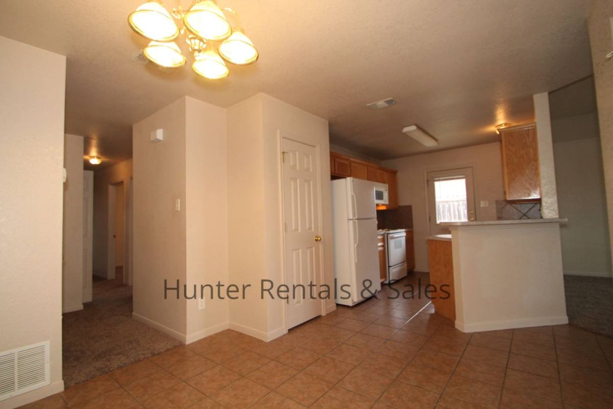 Townhouse for rent at 3507-B Dustin Circle, Killeen, TX 76549