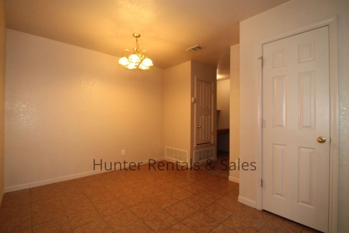 Townhouse for rent at 3507-B Dustin Circle, Killeen, TX 76549