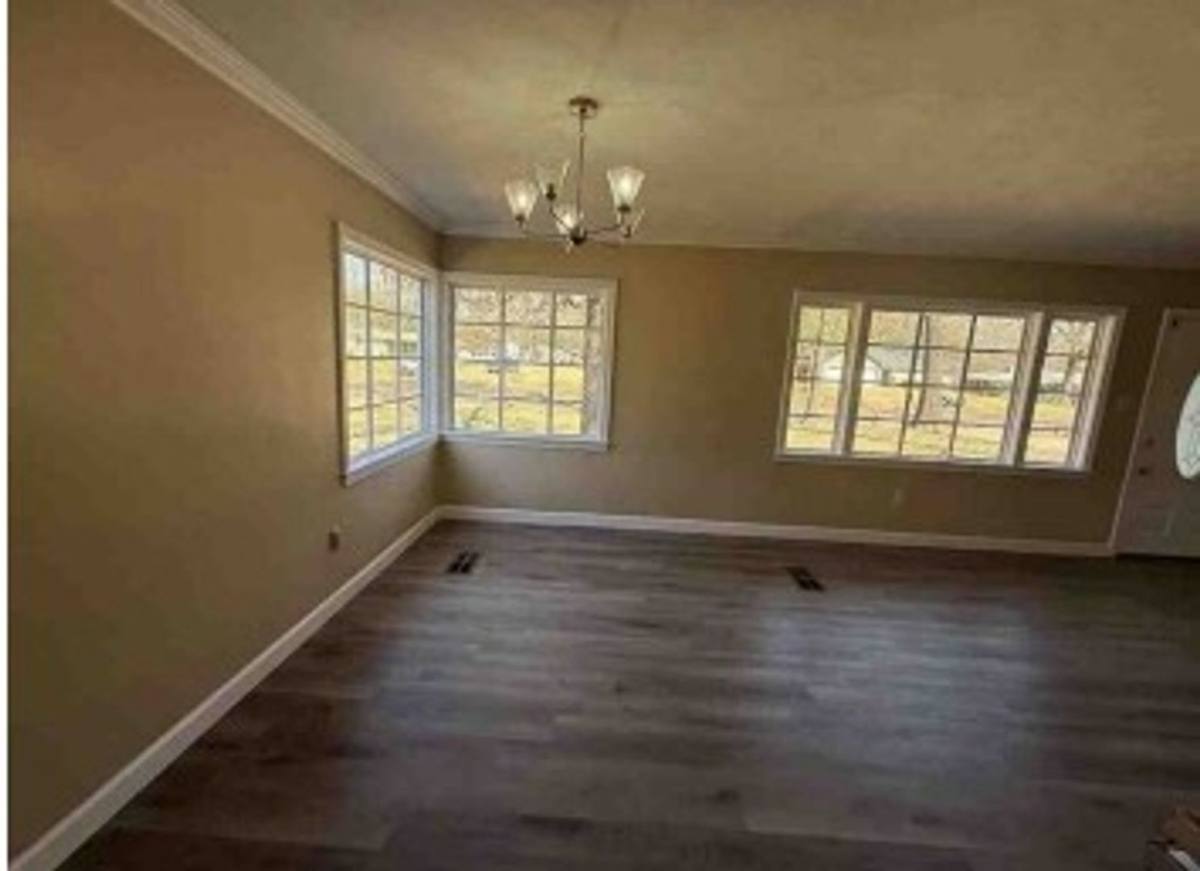 House for rent at 341 E Northside Dr, Jackson, MS 39206
