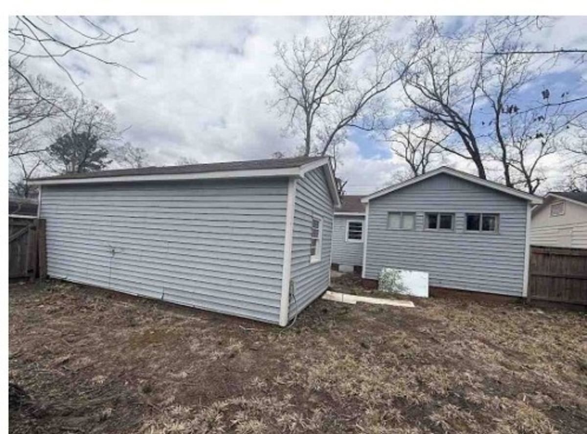 House for rent at 341 E Northside Dr, Jackson, MS 39206