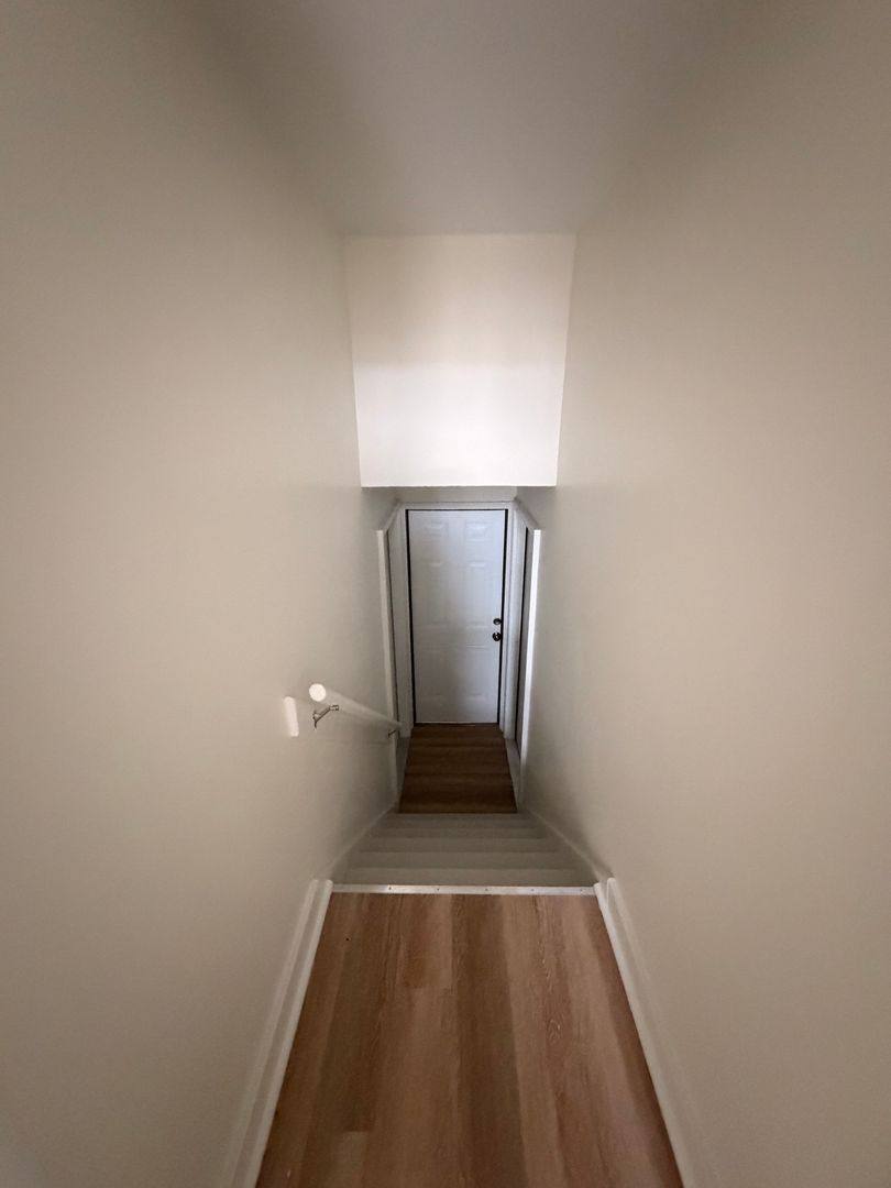Apartment for rent at 1439 Nightingale Rd, Louisville, KY 40213