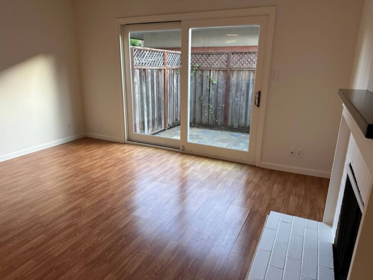 Townhouse for rent at 19 Pixley Ave, Corte Madera, CA 94925