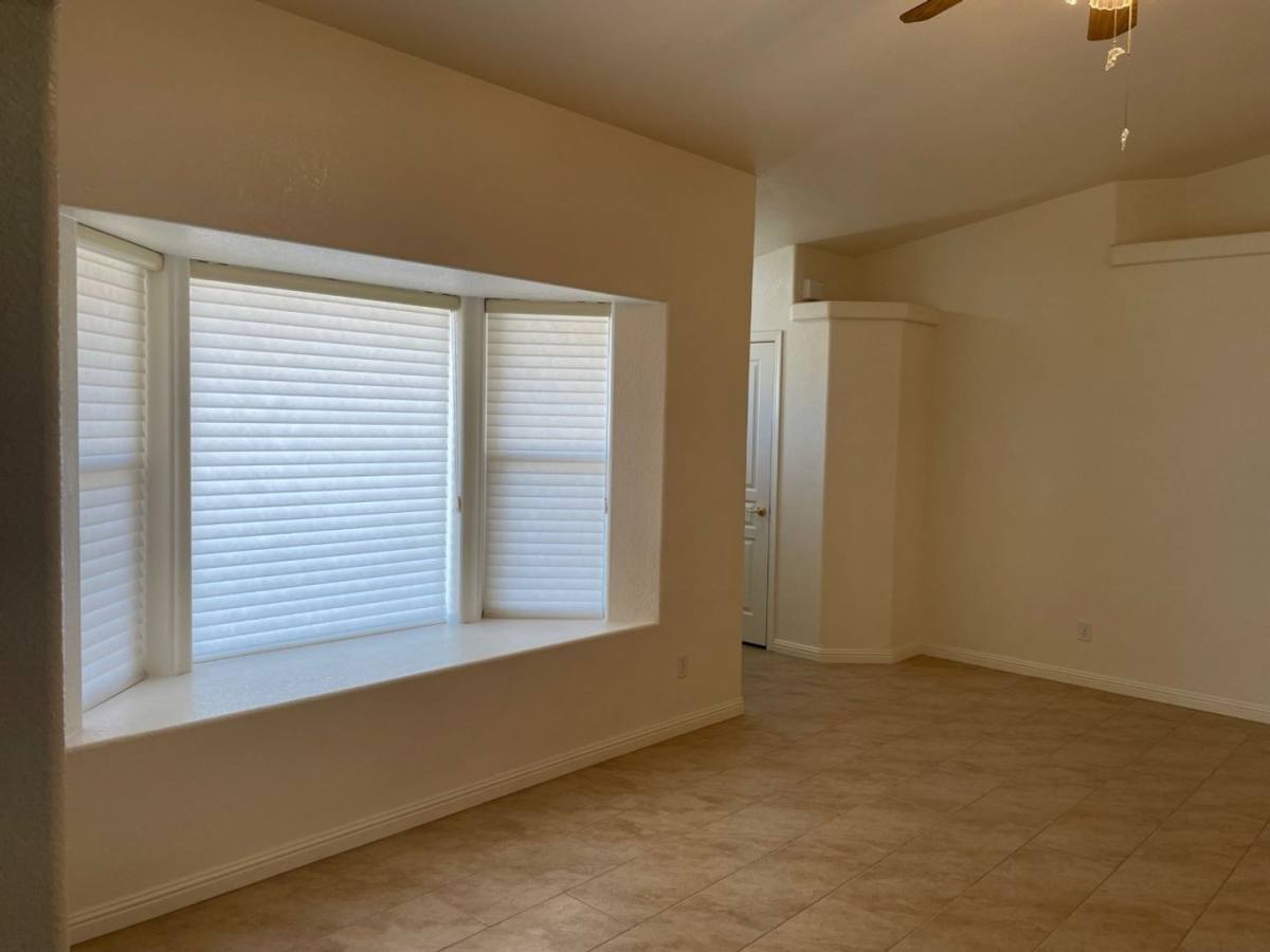 House for rent at 3610 Breakwater Dr, Lake Havasu City, AZ 86406