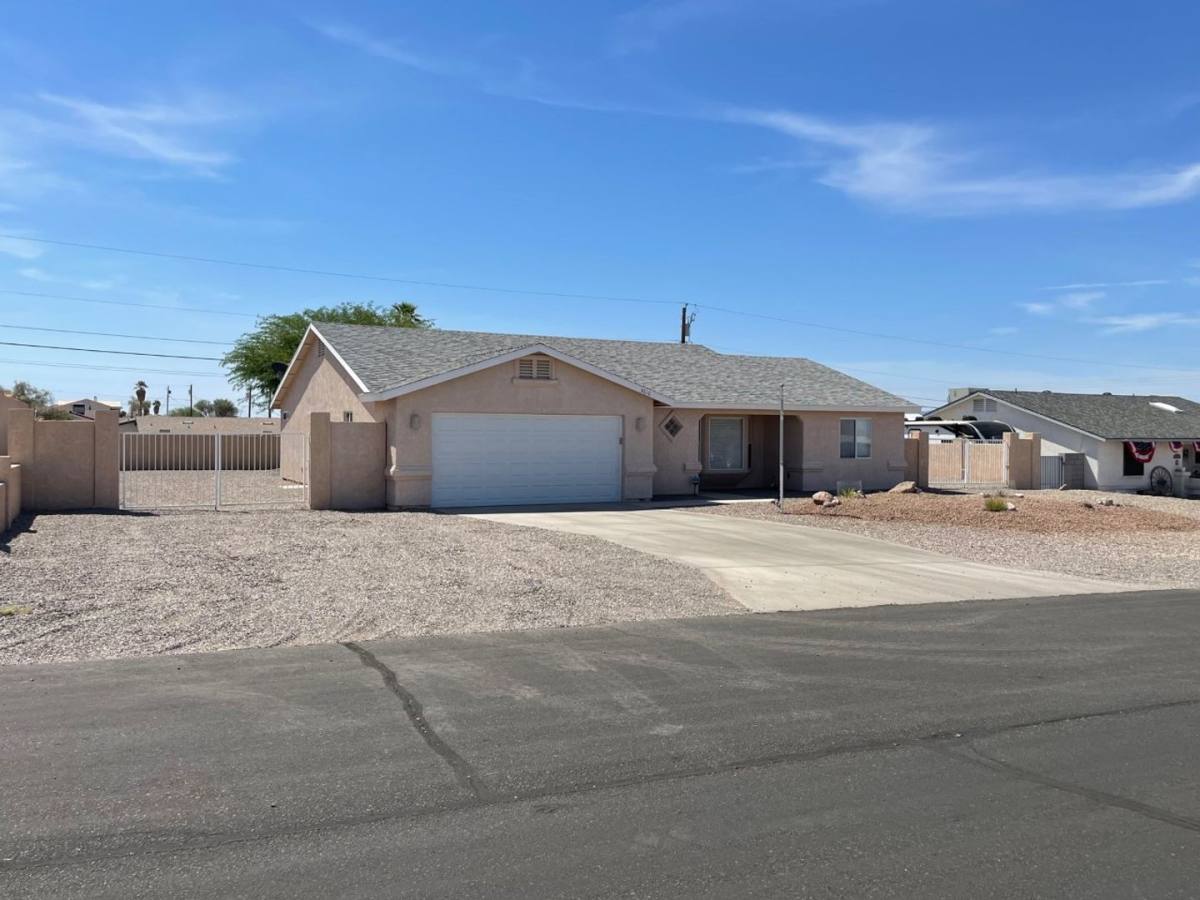 House for rent at 3610 Breakwater Dr, Lake Havasu City, AZ 86406