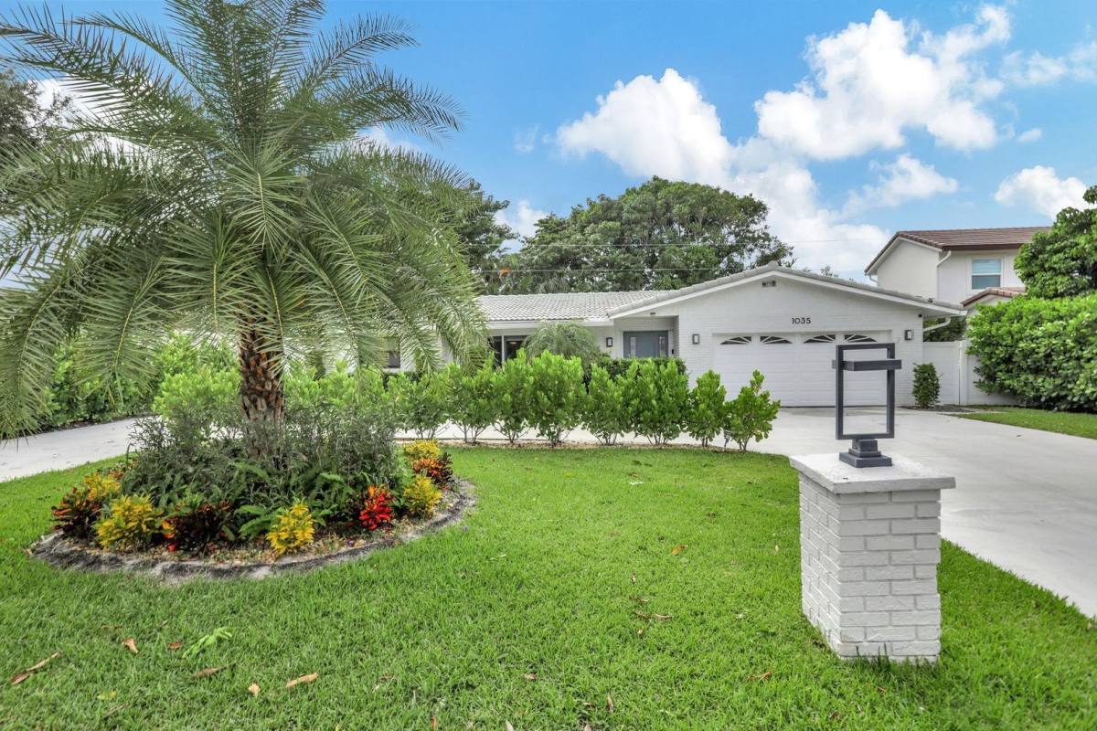 House for rent at 1035 NW 5th Ave, Boca Raton, FL 33432