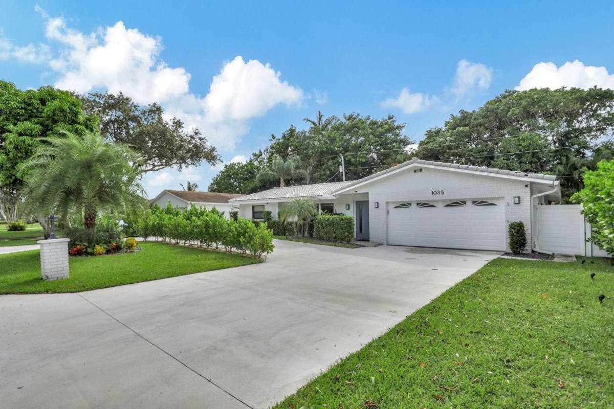 House for rent at 1035 NW 5th Ave, Boca Raton, FL 33432