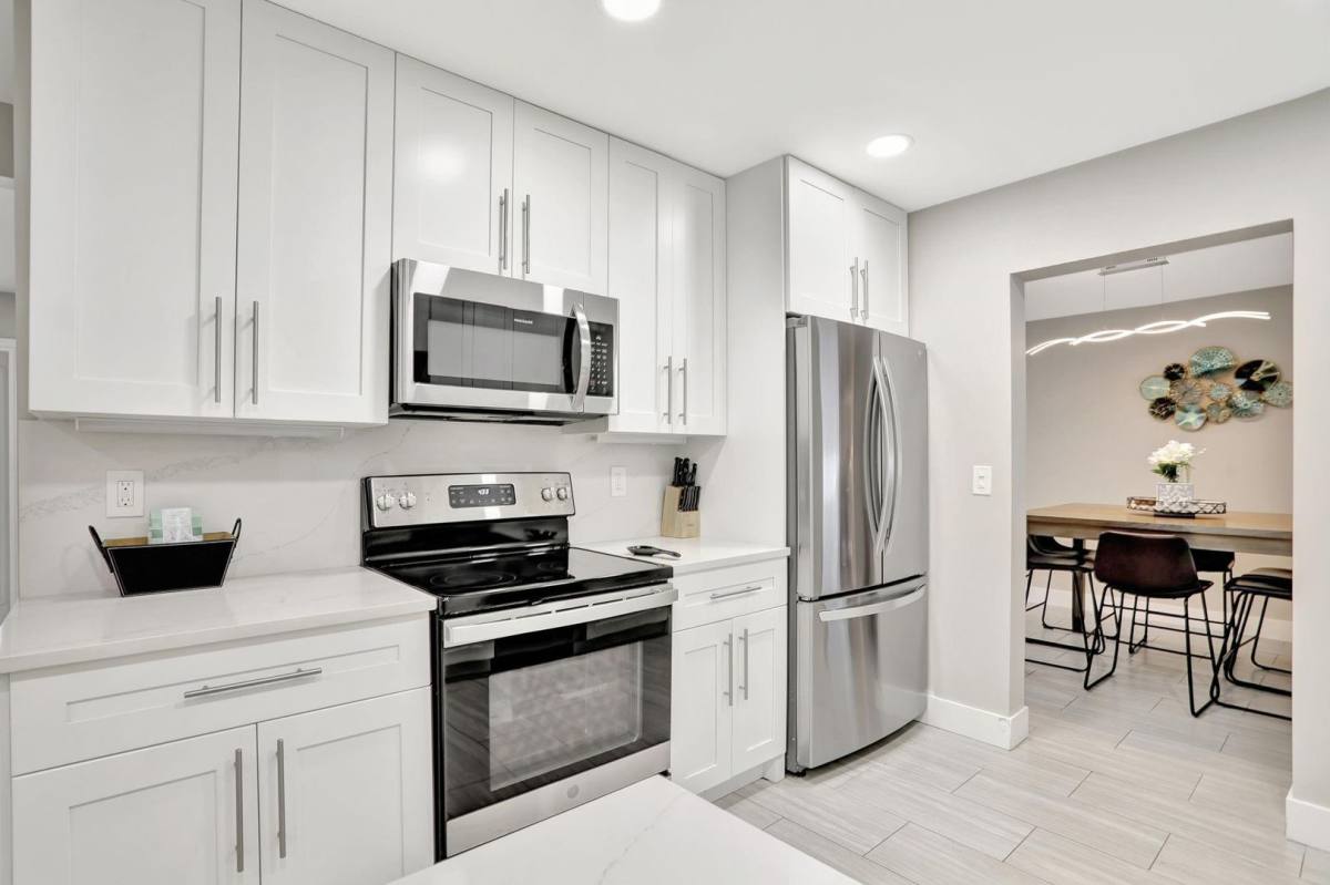 House for rent at 1035 NW 5th Ave, Boca Raton, FL 33432
