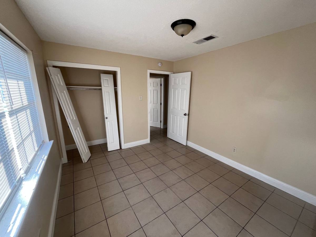 Apartment for rent at 3310-3320 Kabel Dr, New Orleans, LA 70131