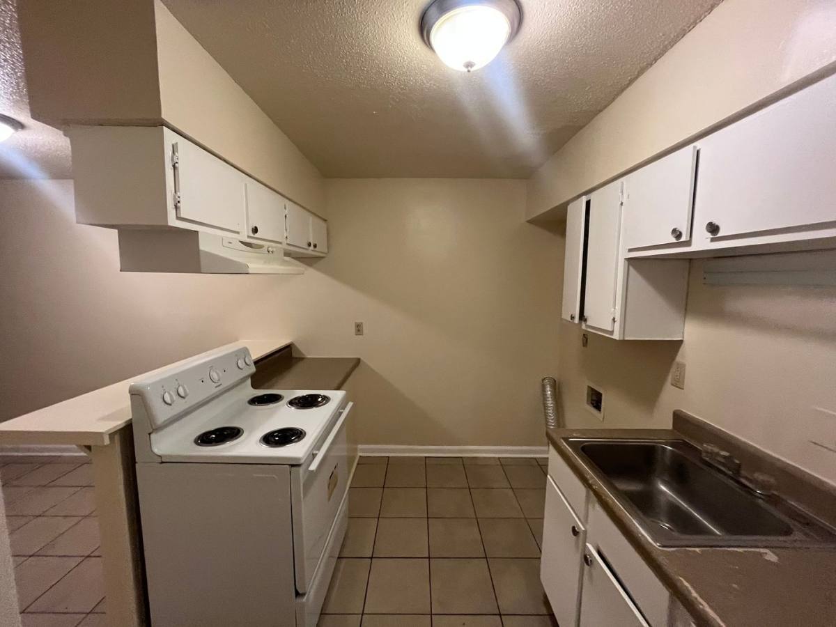 Apartment for rent at 3310-3320 Kabel Dr, New Orleans, LA 70131