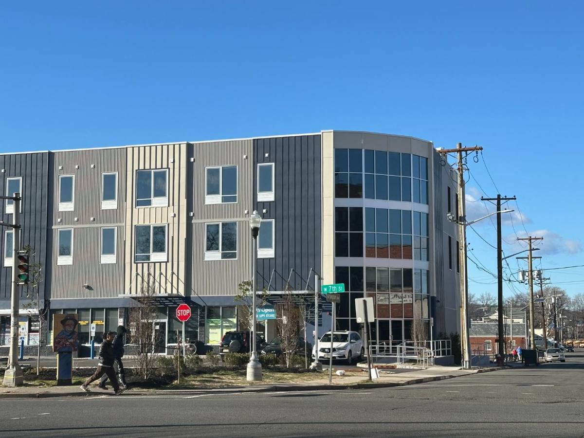 Apartment for rent at 208 W 7th St #2A, Plainfield, NJ 07060