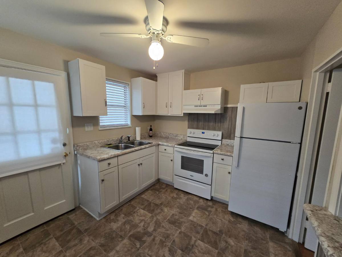 House for rent at 479 McBain Dr, Fayetteville, NC 28305