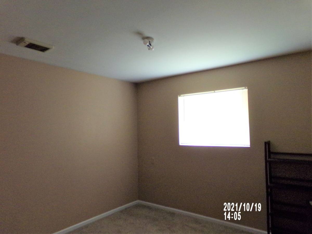 Apartment for rent at 622 Elwood St, Raymond, WA 98577