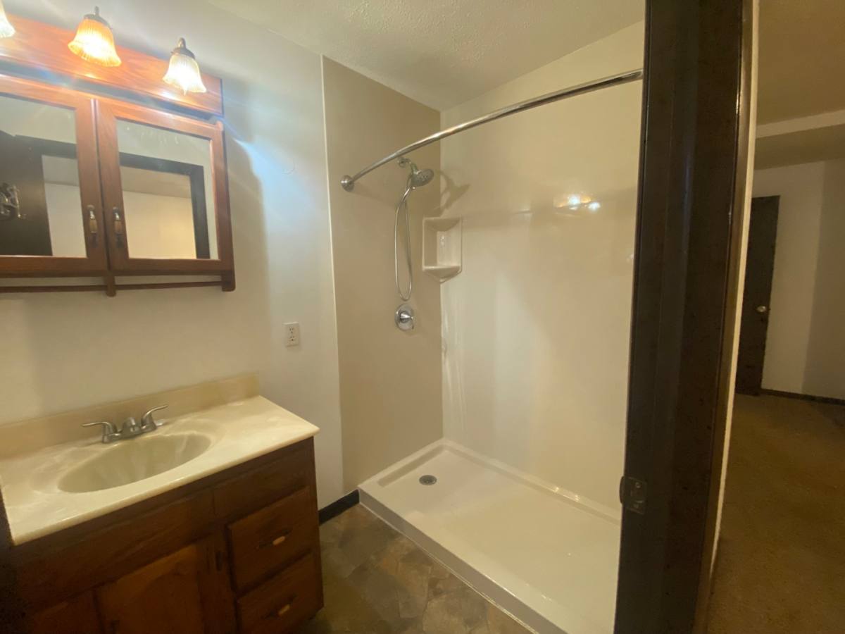 Apartment for rent at 134-136 Brookfield St #136, Louisville, OH 44641