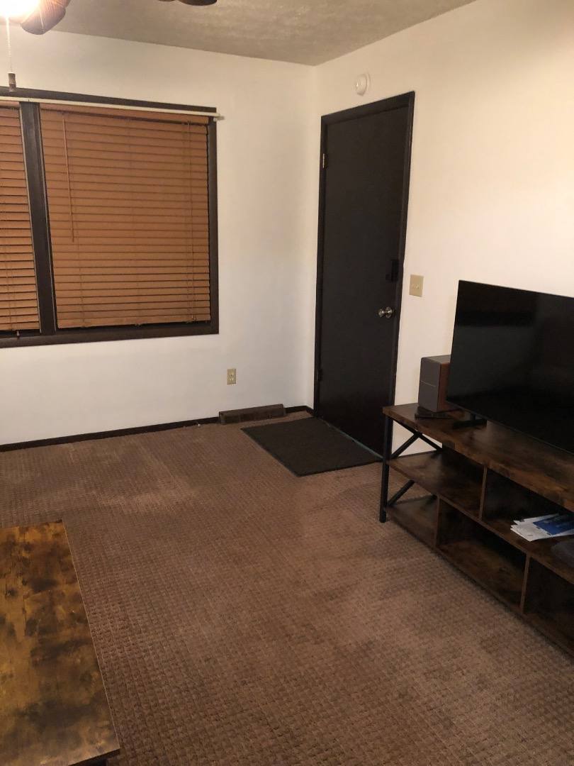 Apartment for rent at 134-136 Brookfield St #136, Louisville, OH 44641