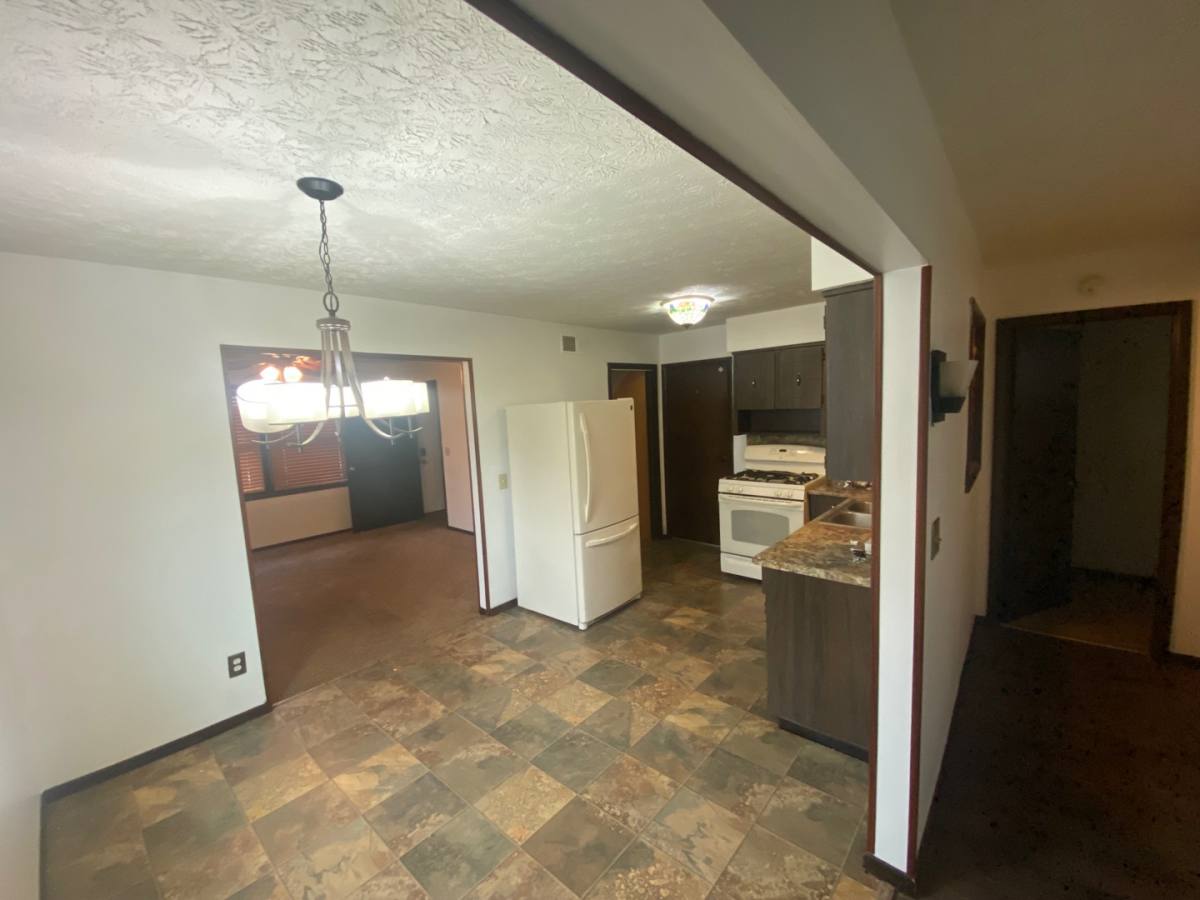 Apartment for rent at 134-136 Brookfield St #136, Louisville, OH 44641