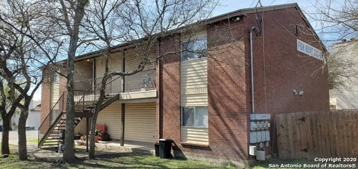 Apartment for rent at 538 Dukeway Dr, Universal City, TX 78148