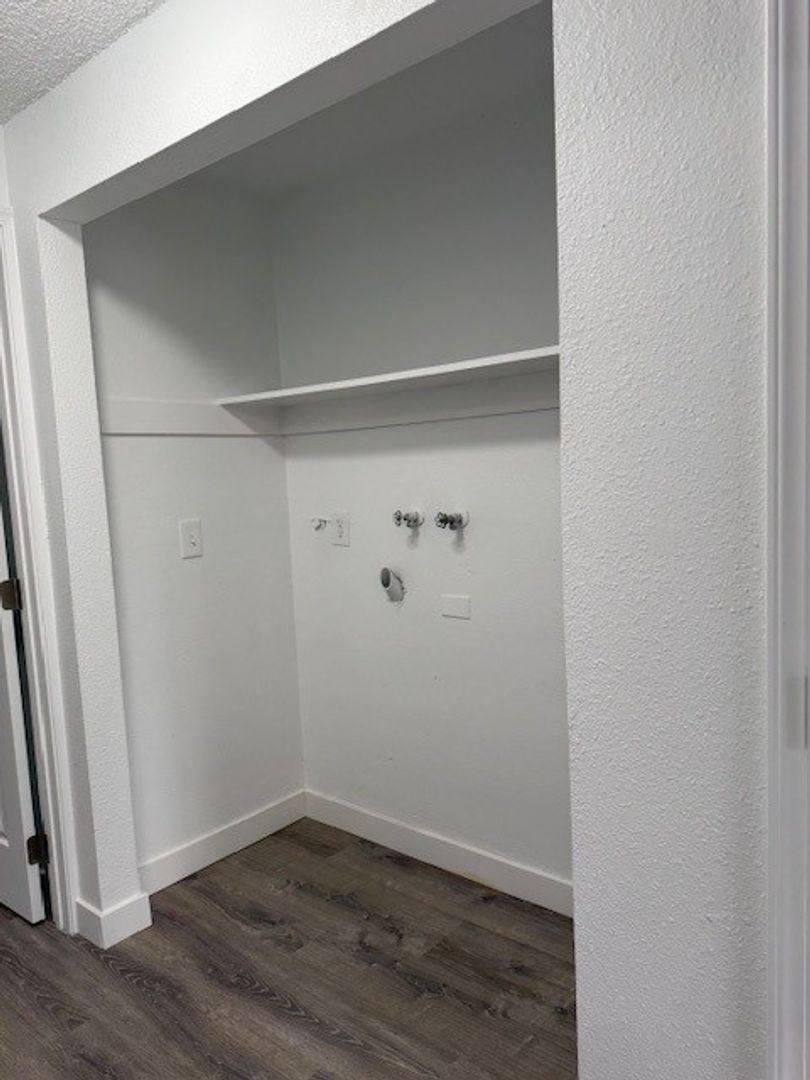 Apartment for rent at 3414 30th Ave NE, Salem, OR 97301