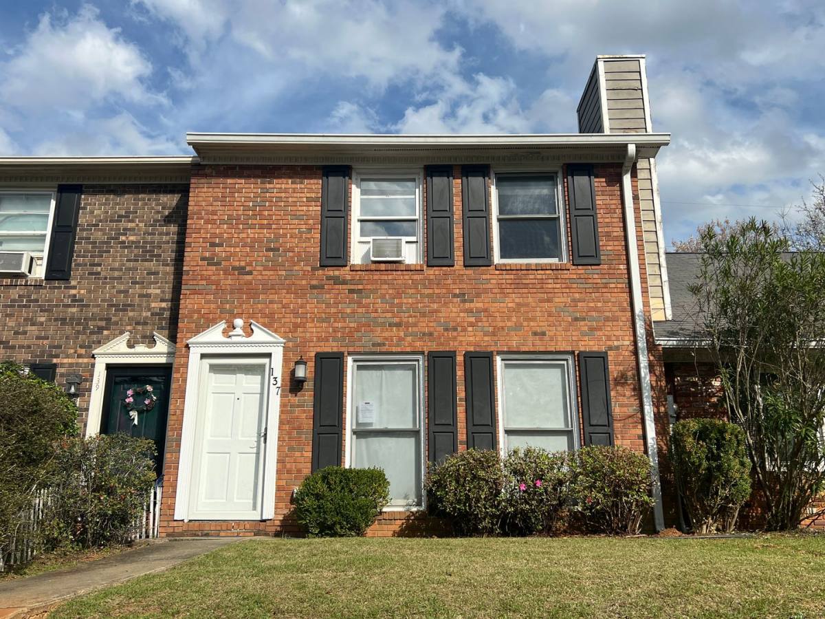 Townhouse for rent at 137 N Springs Court, Macon, GA 31210