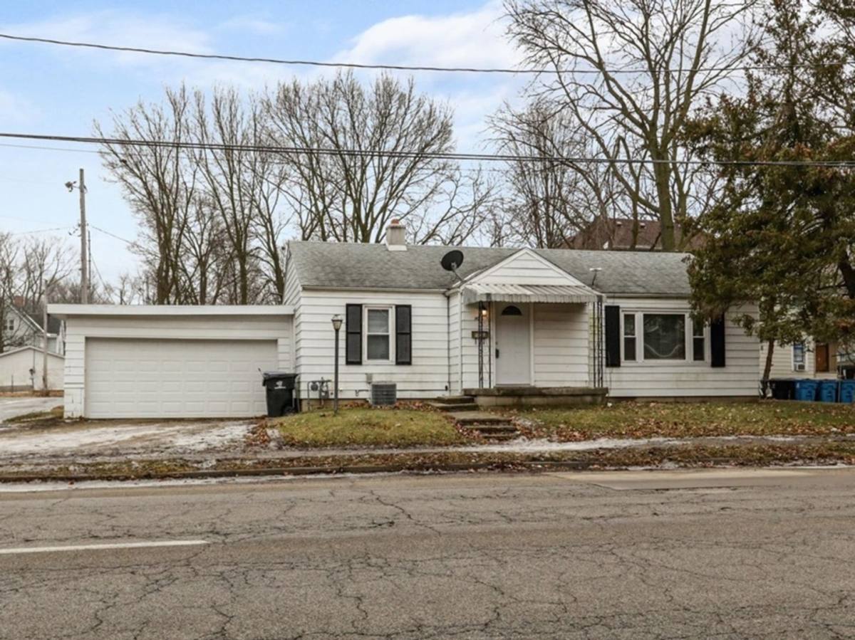 House for rent at 503 E Empire, Bloomington, IL 61701