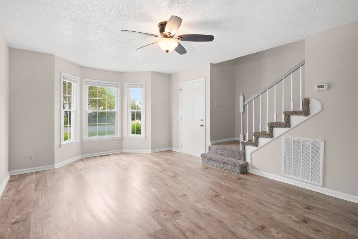 House for rent at 907 Desota Lane, Oak Grove, KY 42262