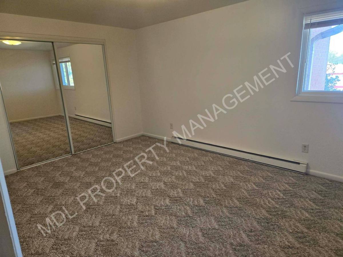Apartment for rent at 121 N Woodbridge, Saginaw, MI 48602