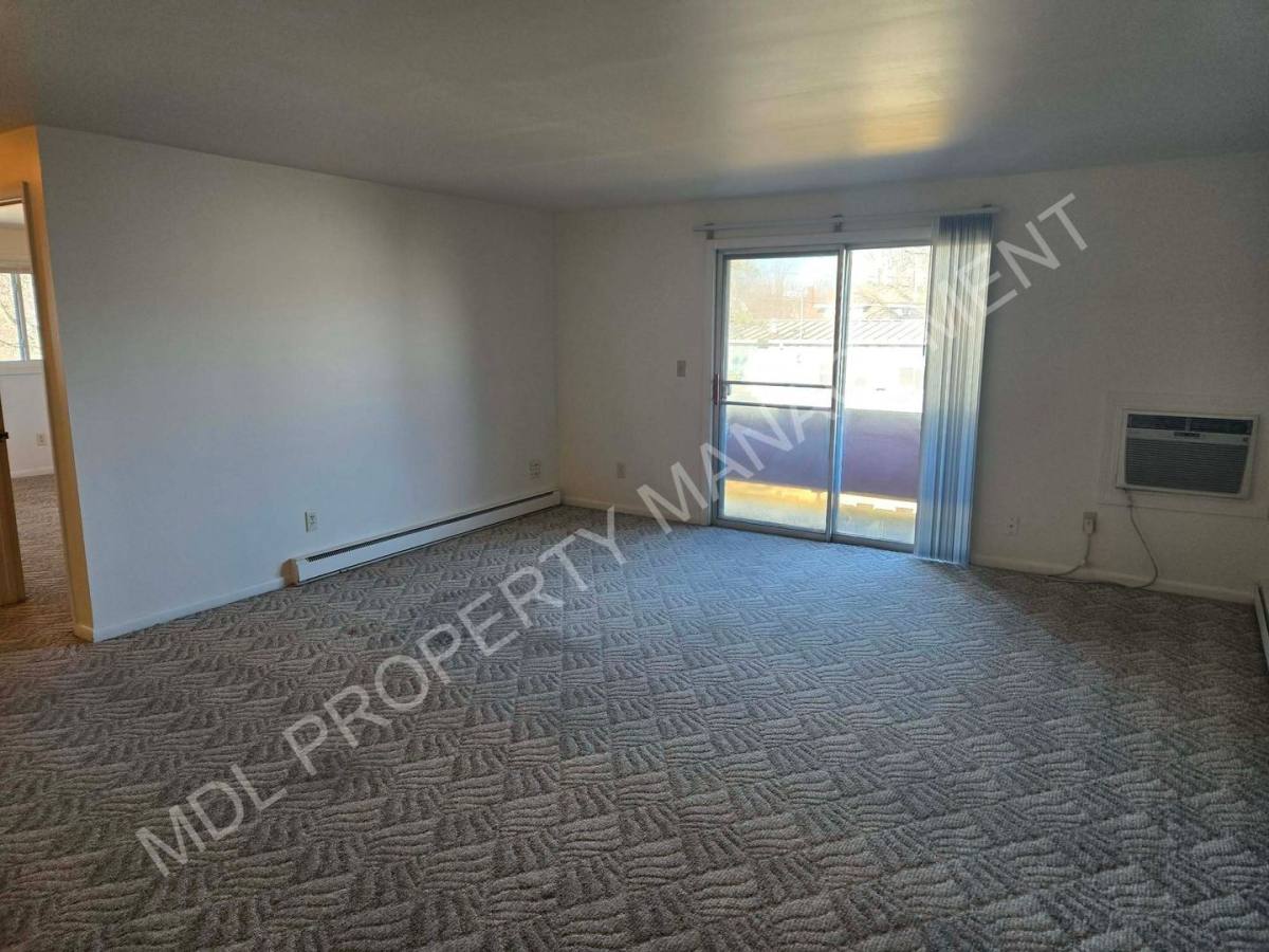 Apartment for rent at 121 N Woodbridge, Saginaw, MI 48602