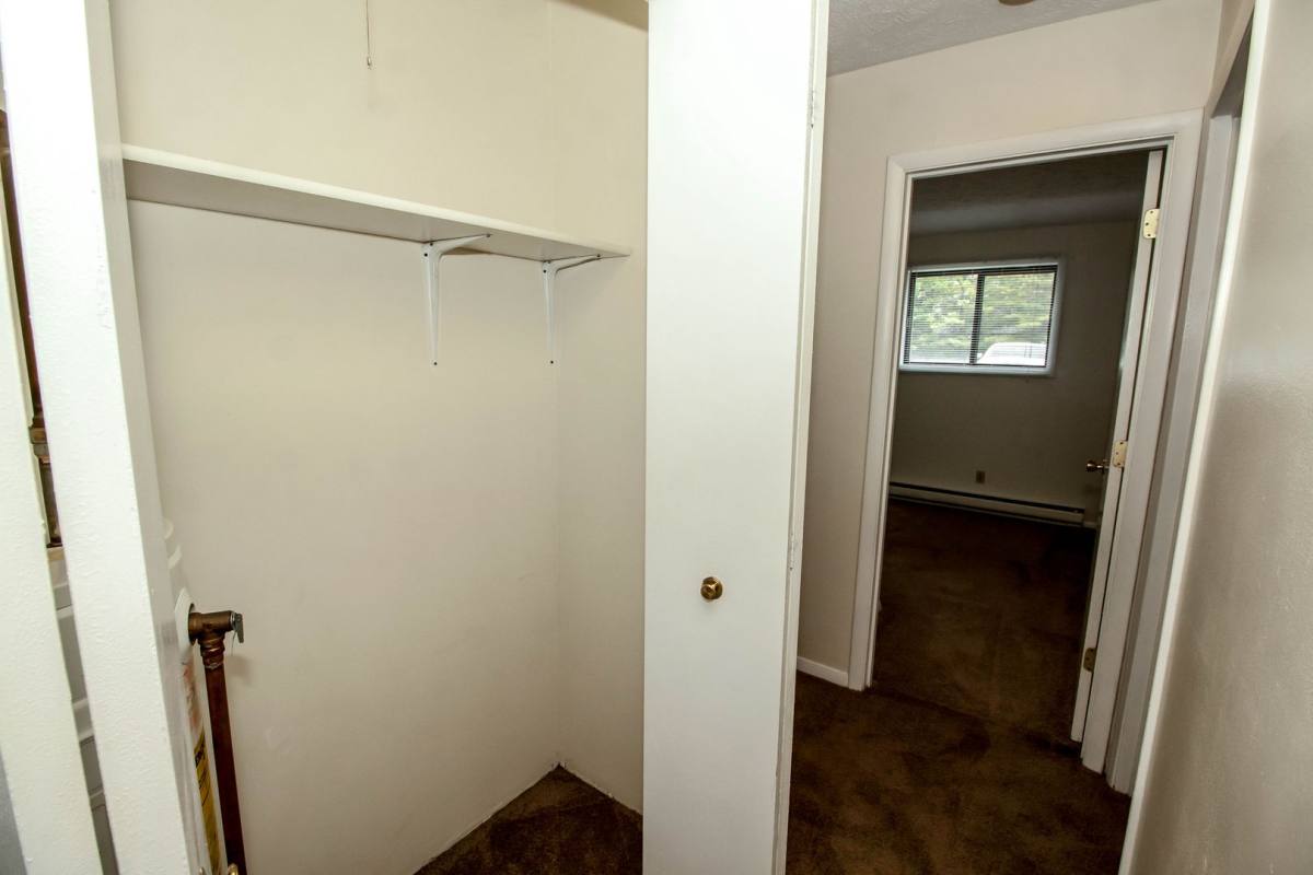 Apartment for rent at 714 Arcadia Dr, Bloomington, IL 61704