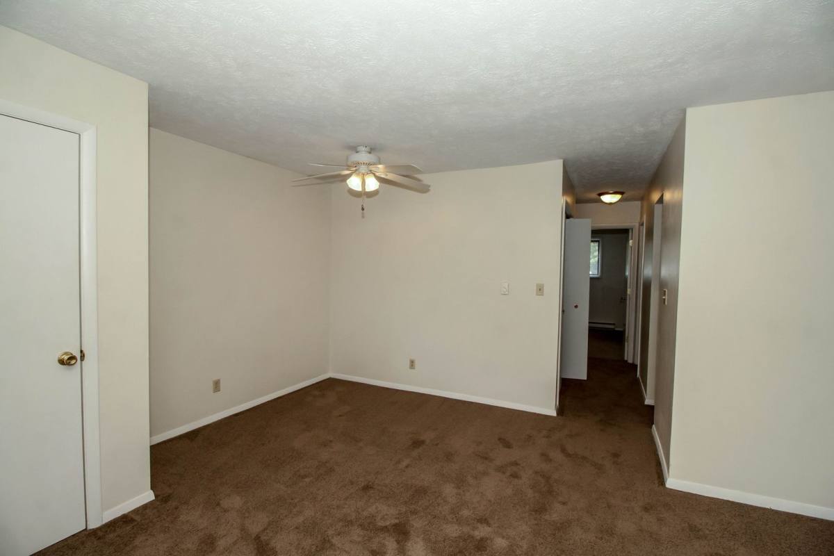 Apartment for rent at 714 Arcadia Dr, Bloomington, IL 61704
