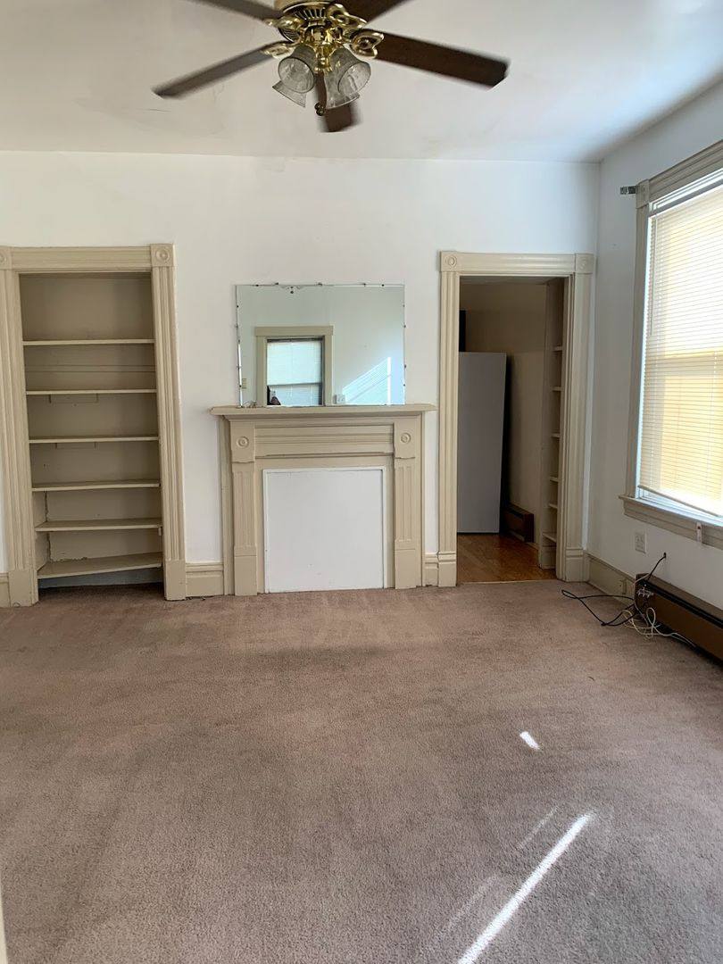 Apartment for rent at 816 N Sheridan Ave #2, Pittsburgh, PA 15206