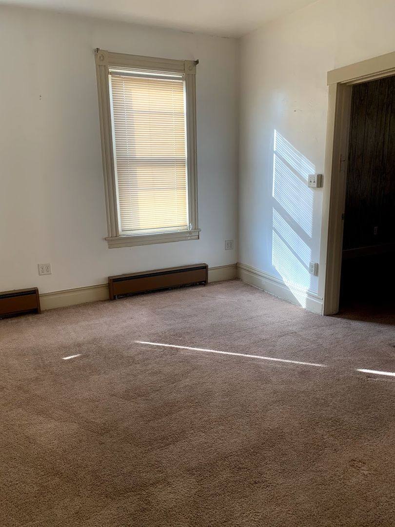 Apartment for rent at 816 N Sheridan Ave #2, Pittsburgh, PA 15206