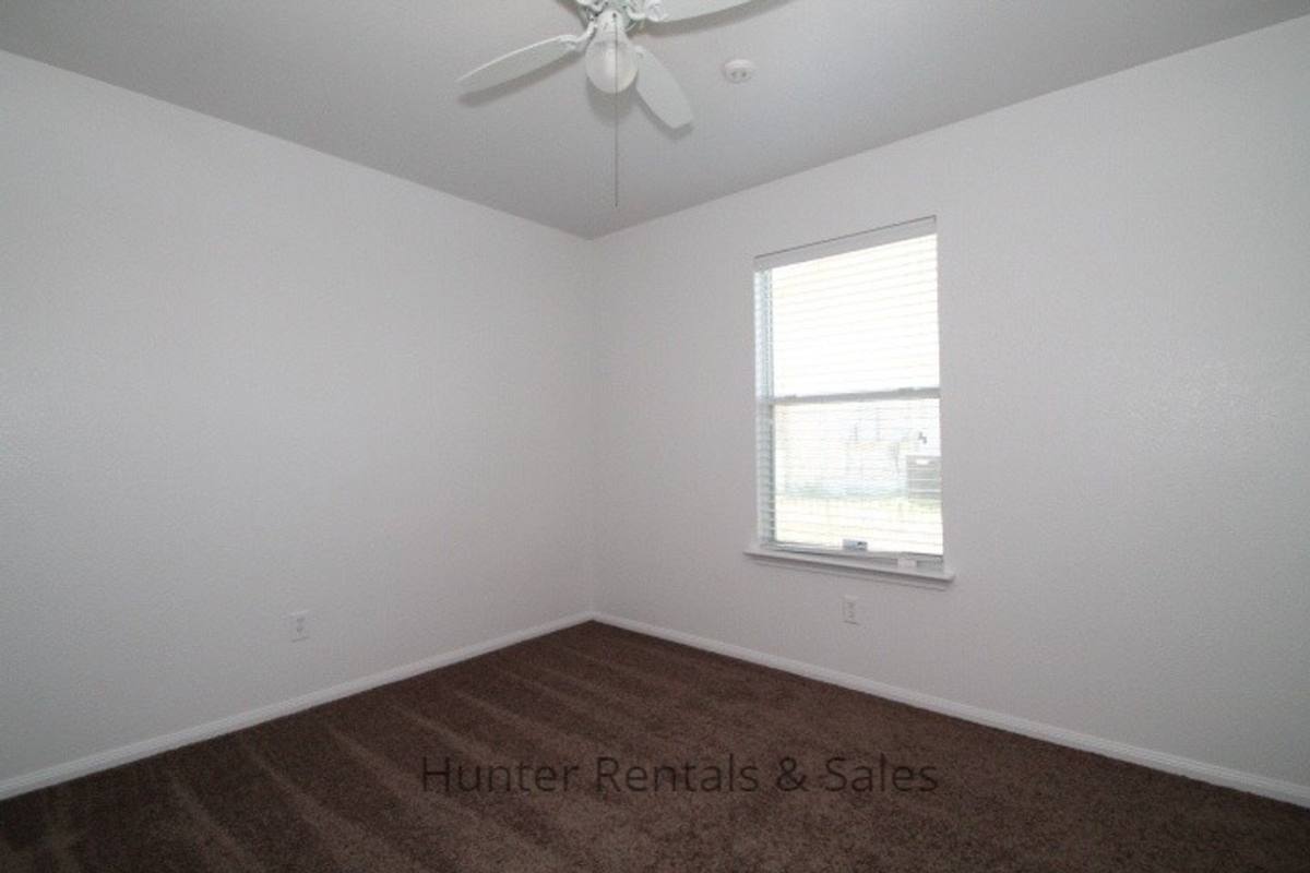 House for rent at 505 E Vega Lane, Killeen, TX 76542