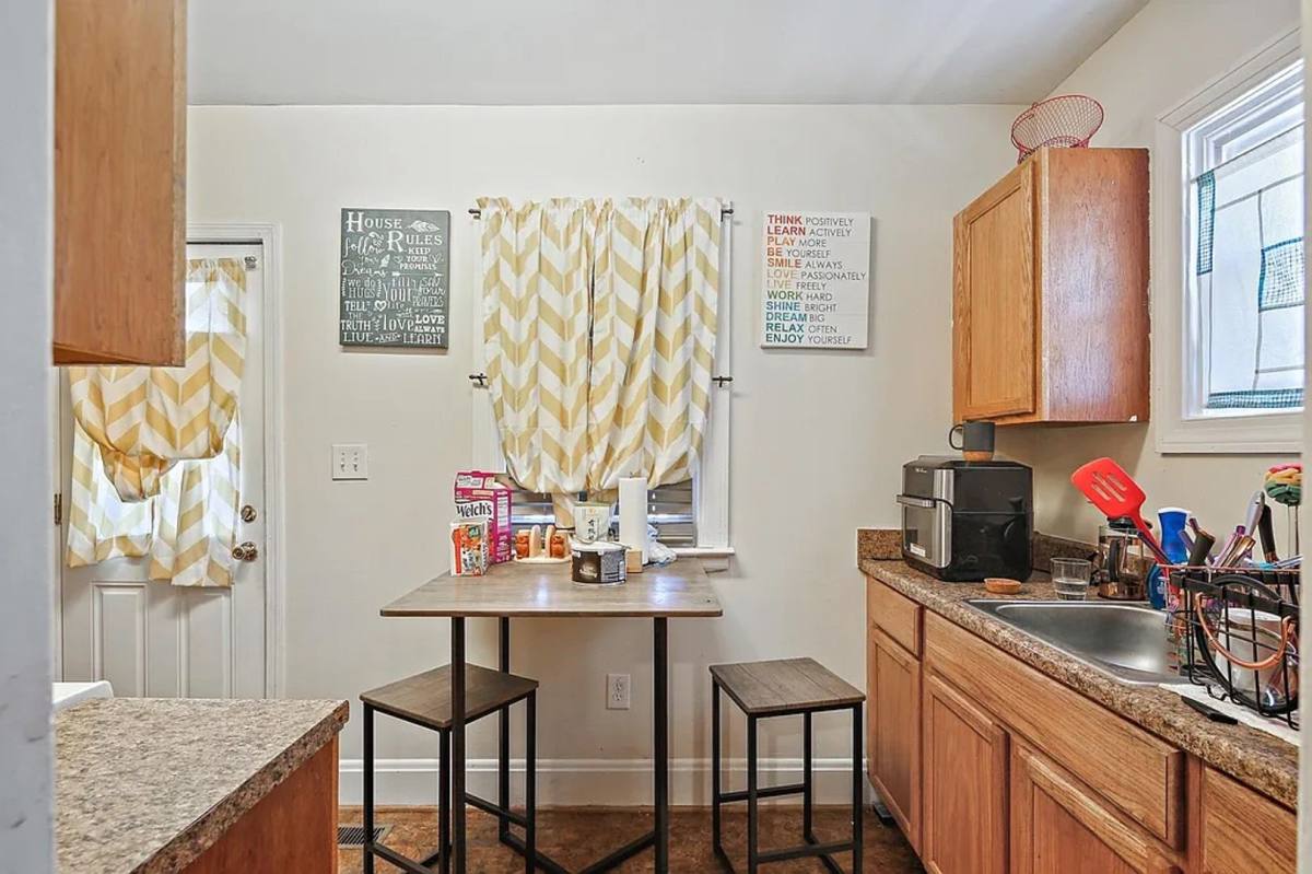 Apartment for rent at 2802 Berwick Ave, Parkville, MD 21234