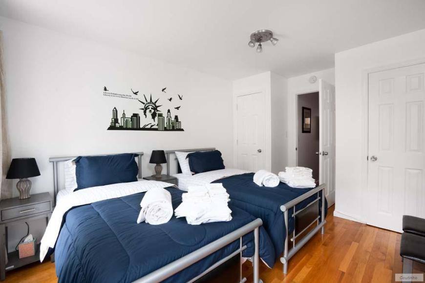 Apartment for rent at 312 E 104th St #3W, New York, NY 10029