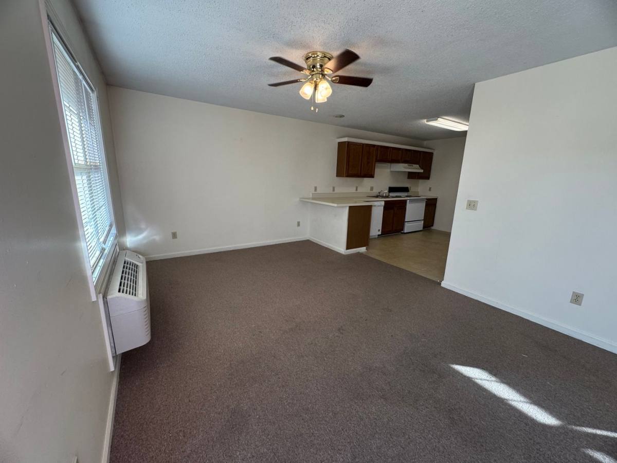 Apartment for rent at 1611 Campbell St, Murray, KY 42071