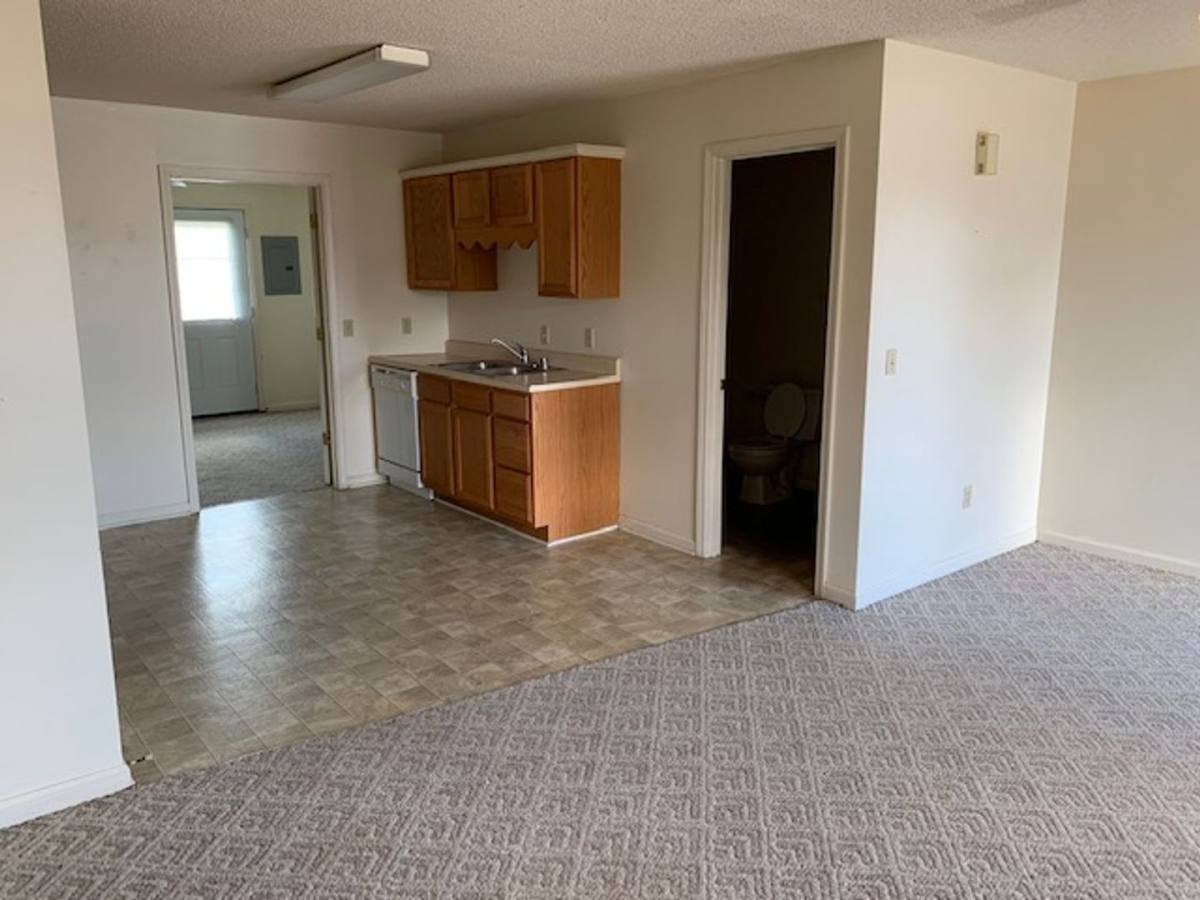Apartment for rent at 1611 Campbell St, Murray, KY 42071