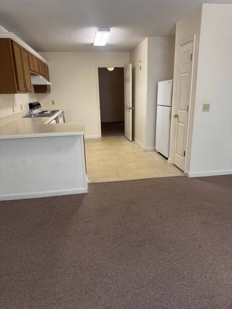Apartment for rent at 1611 Campbell St, Murray, KY 42071