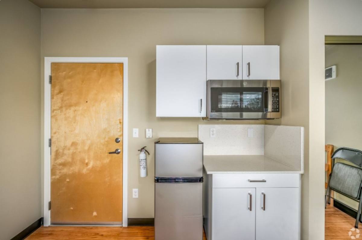 Apartment for rent at 4754 18th Ave NE, Seattle, WA 98105