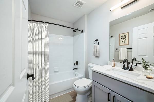 Apartment for rent at Eagle Rock at Freehold, 100 Lambert Way, Freehold, NJ 07728