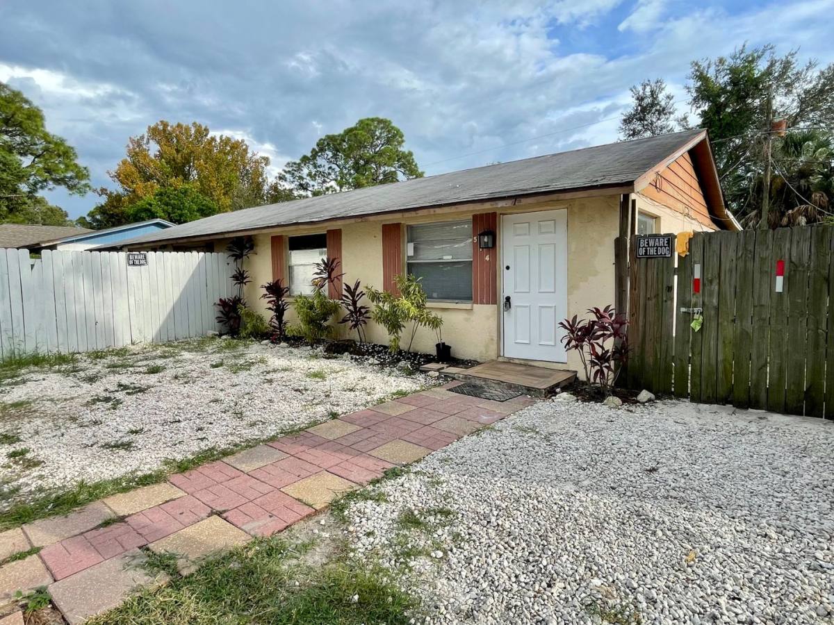 Apartment for rent at 512 60th Ave Terrace W, Bradenton, FL 34207