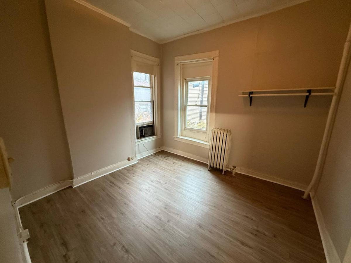 Apartment for rent at 516 E Willow St, Syracuse, NY 13203