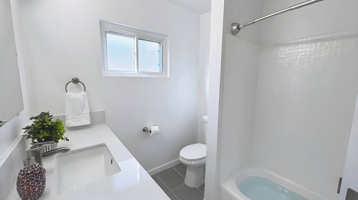 Apartment for rent at 445 E Magnolia Blvd, Burbank, CA 91501